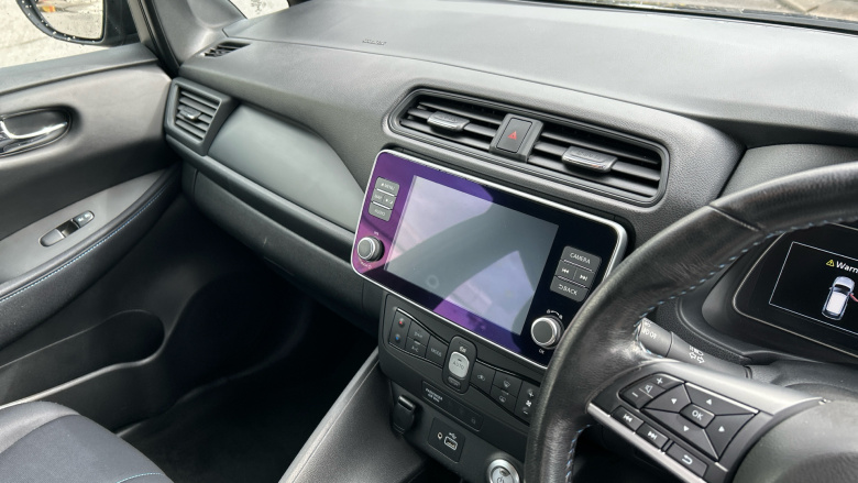 Nissan LEAF 110kW Acenta 40kWh 5dr Auto [6.6kw Charger] Electric Hatchback